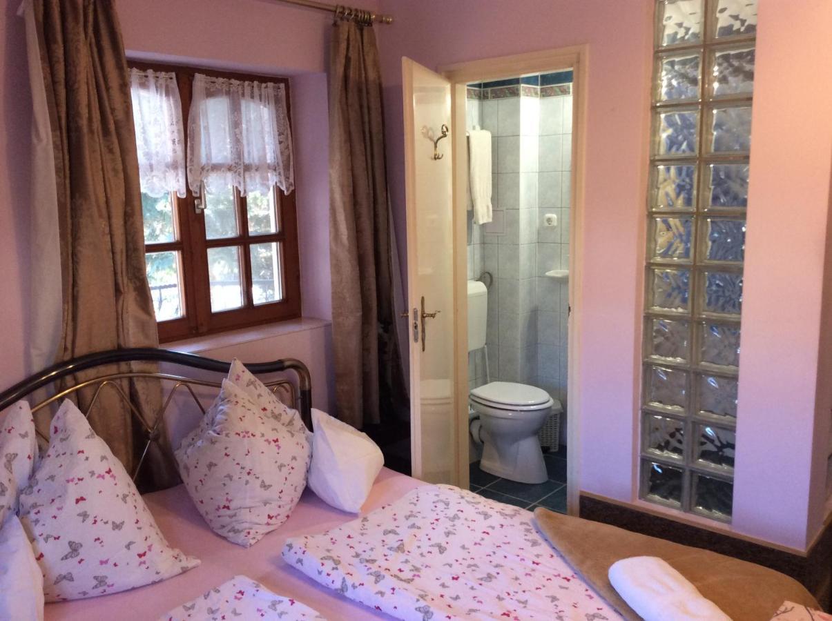 Ilona Kis Kastély Panzió Hotel Keszthely Kültér fotó