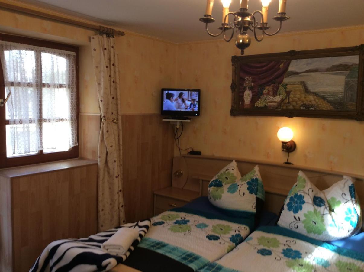 Ilona Kis Kastély Panzió Hotel Keszthely Kültér fotó